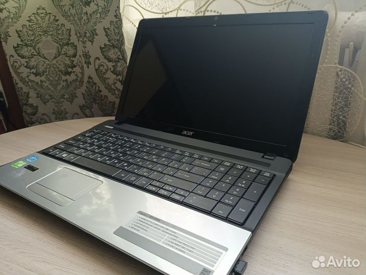 Ноутбук Acer aspire E1-571G