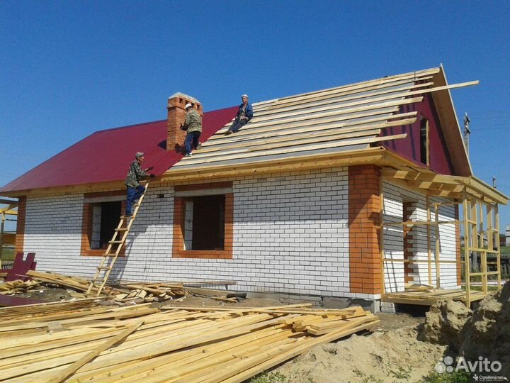 Бригада строителей