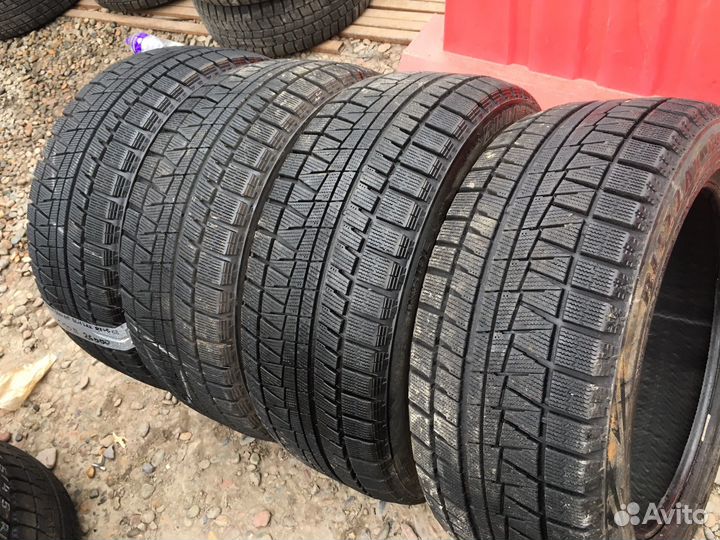 Bridgestone Blizzak VRX 225/50 R17