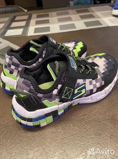 Кроссовки 33 skechers