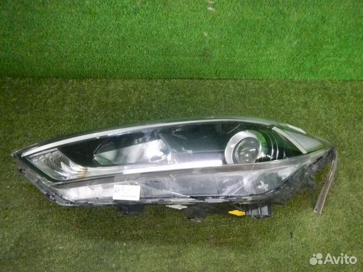 Фара левая Hyundai Tucson