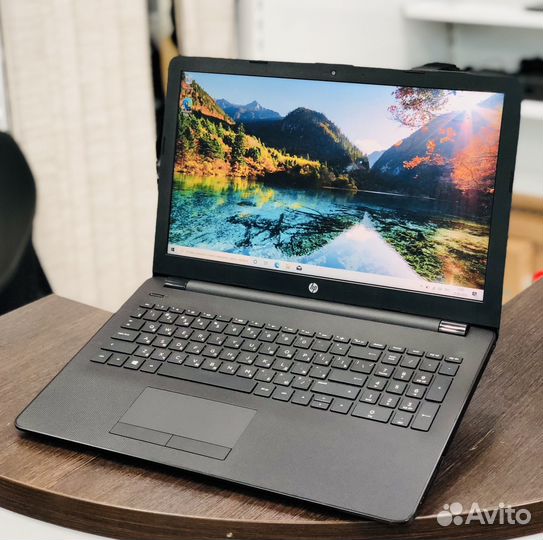Ноутбук HP 15,6/I3-5005U/4Gb/SSD/Гарантия