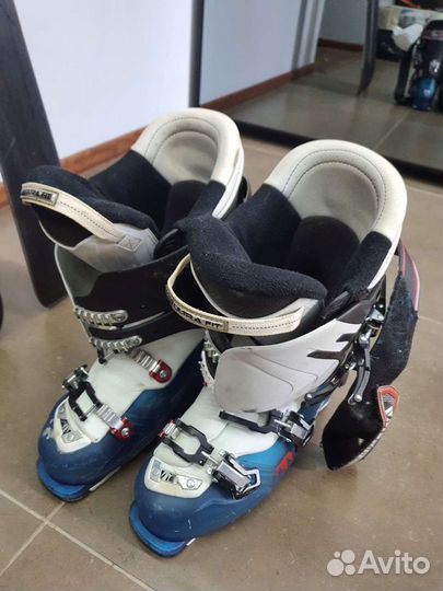 Горнолыжные ботинки