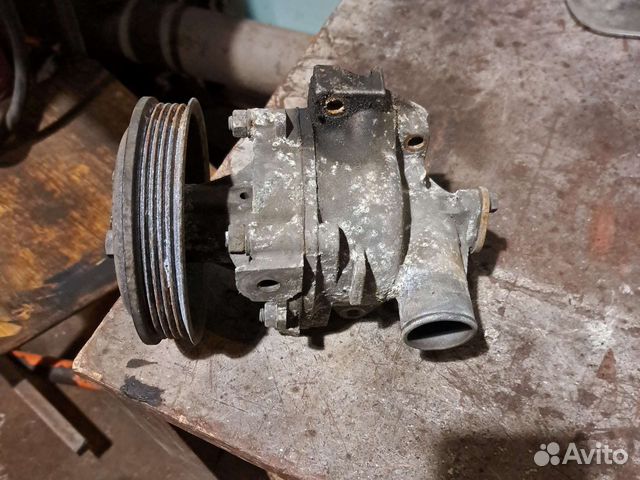 Помпа в сборе Шевроле нива