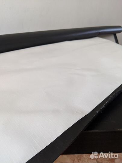 Экран для проектора рулонный