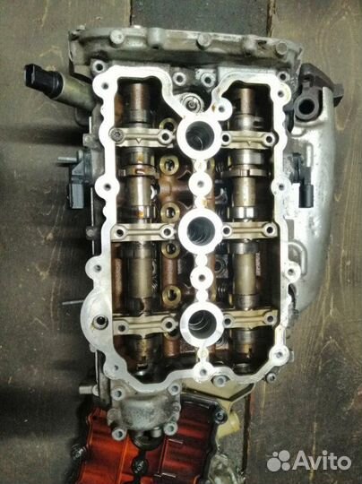 Головка блока цилиндров левая Audi A6 C6 AUK