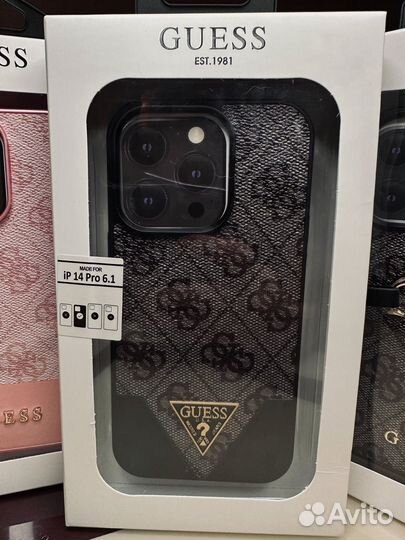 Чехол Guess на iPhone