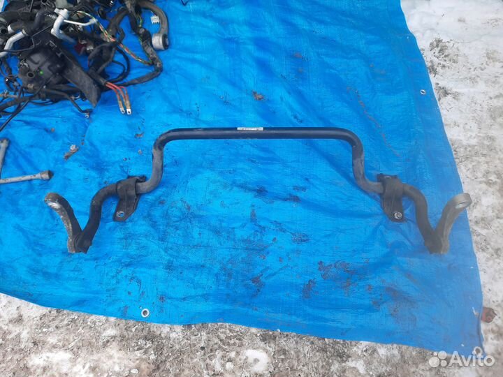 Стабилизатор со стойками в сборе Mercedes W205