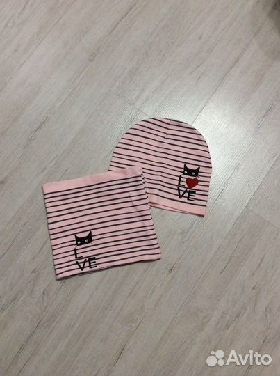 Комплект шапка и снуд на девочку