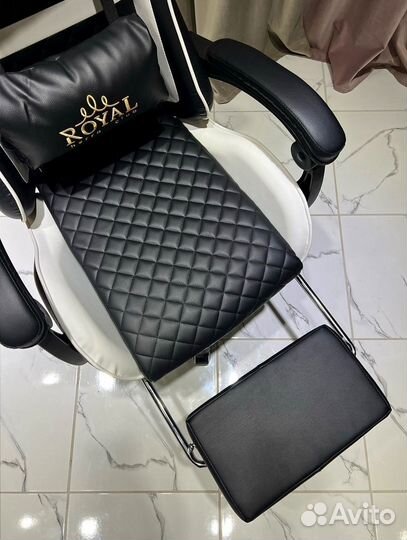 Игровое кресло с Вибромассажером