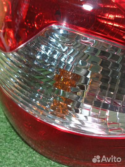 Фонарь задний правый LADA Granta 2013