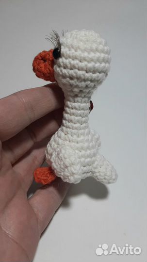 Игрушка вязанная Гусик
