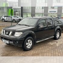 Nissan Navara 2.5 MT, 2007, 196 668 км, с пробегом, цена 1 056 000 руб.