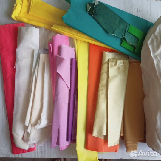 Шелк для изготовления цветов