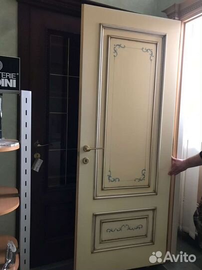 Двери Италия межкомнатные с коробкой новые