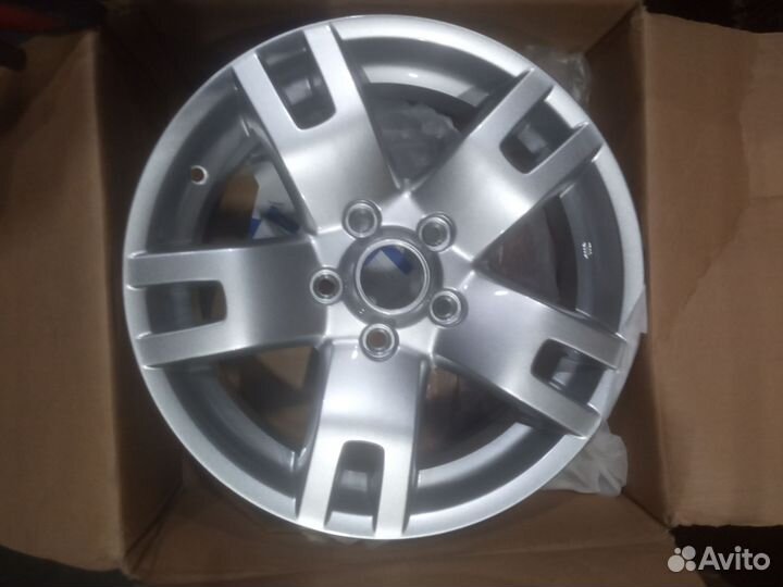 2 диска nissan qashqai 6,5x16 5x114,3 ET40 d66,1