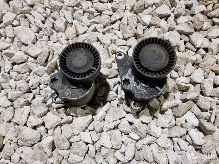 Натяжитель ремня Вольво S60