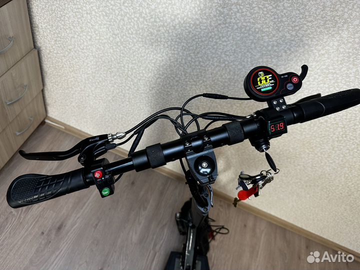Электросамокат Kugoo M4 Pro 18ah с сидением