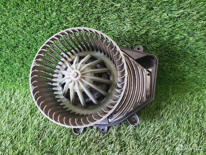 Моторчик печки Skoda Superb B AWT 1.8Л 2002