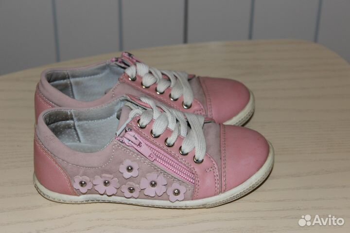 Кроссовки для девочки из натуральной кожи