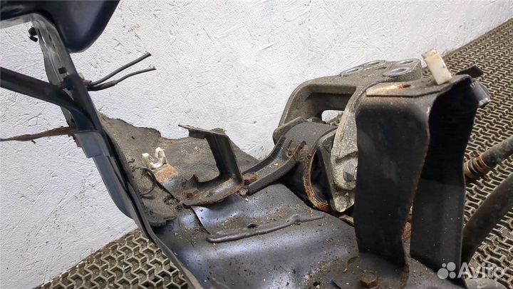 Рамка передняя Peugeot 4007