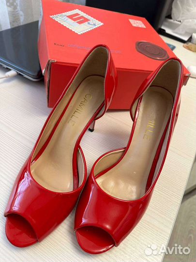Туфли женские 40 размер красные