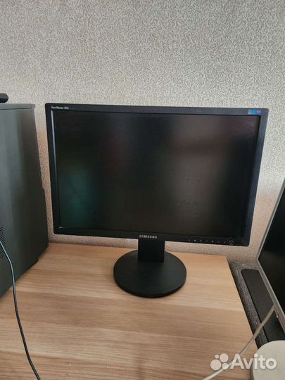 Монитор Samsung syncmaster 245t