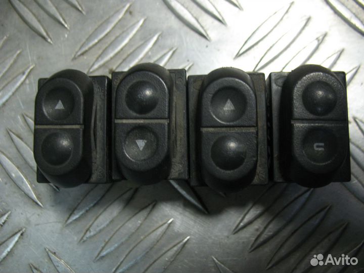 Кнопка стеклоподъемника Ford Explorer 1991-1994