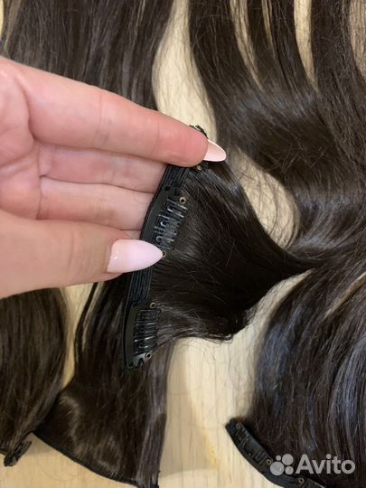 Волосы на заколках искусственные