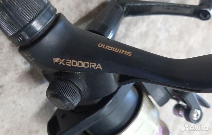 Катушка для рыбалки спининга Shimano FX 2000 RA