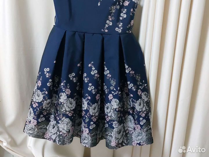 Нарядное платье