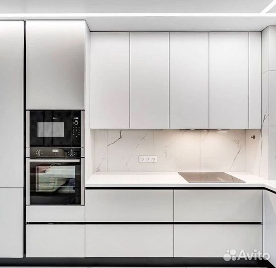 Кухня под потолок на дачу