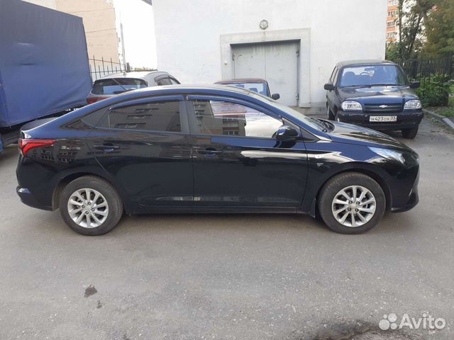 Водитель с личным автомобилем