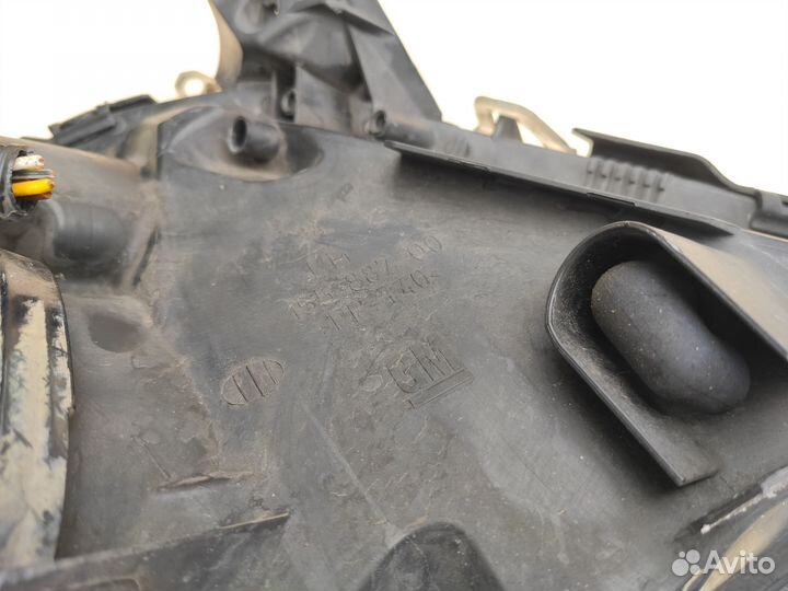 Фара левая на Opel Vectra C Дорестайлинг