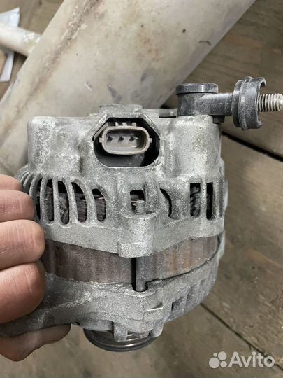 Генератор subaru legacy,forester