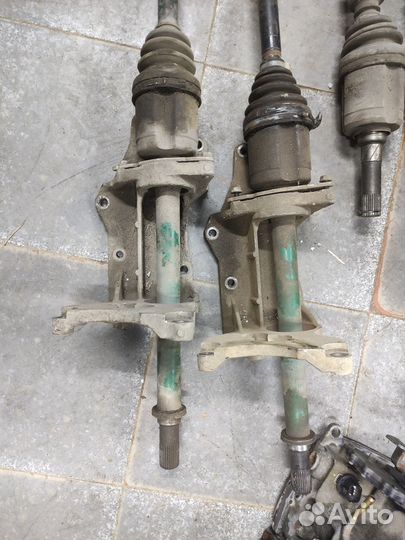 Привод передний пр./лев. Nissan X-Trail 31 QR25DE