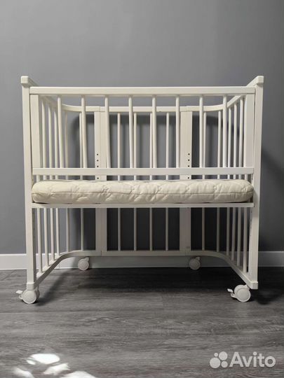 Приставная кроватка