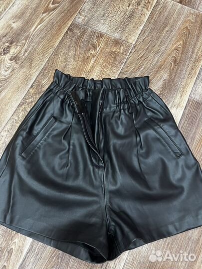 Кожанные шорты