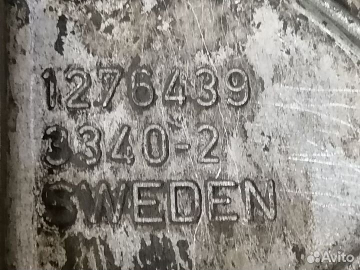 Клапанная крышка Volvo 340 2.0 1984-1991