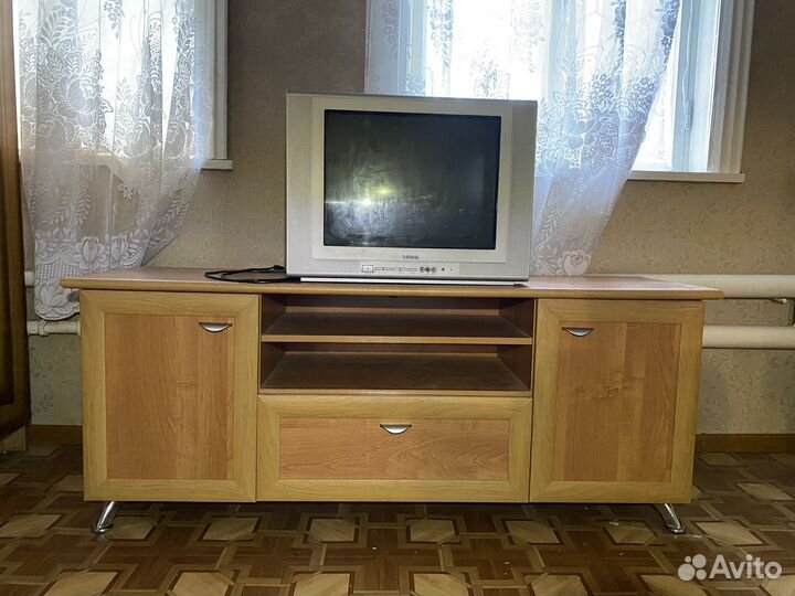 Тумба под телевизор