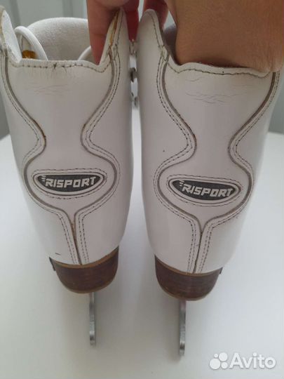 Фигурные коньки risport lux 195