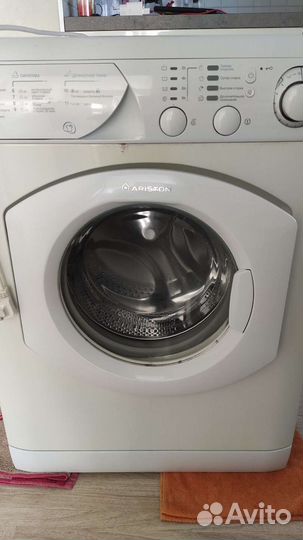 Стиральная машина ariston б/у