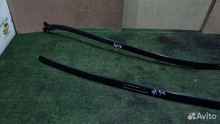 Молдинг крыши левый\правый W212 Седан