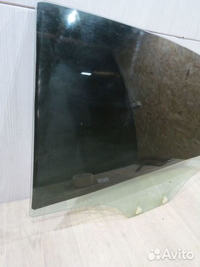 Стекло заднее левое Hyundai Solaris