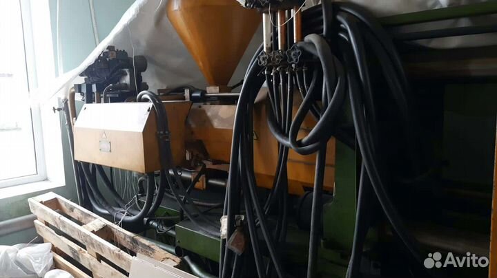 Термопластавтомат де3132-250Ц1 2002 г.в