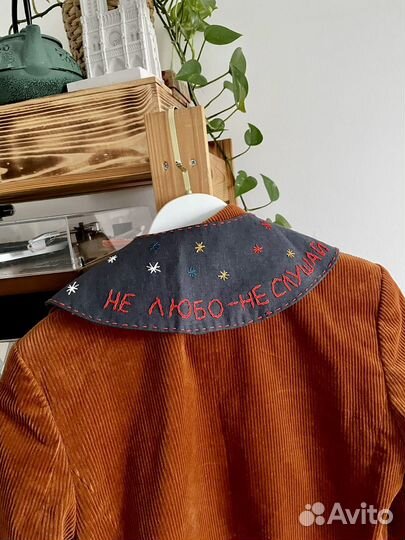 Воротник с вышивкой