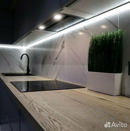 Кухня до потолка