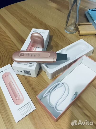 Прибор для ультразвуковой чистки лица