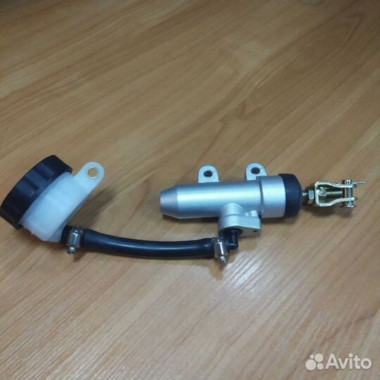 Цилиндр главный, тормозной, ножной тормоз hisun