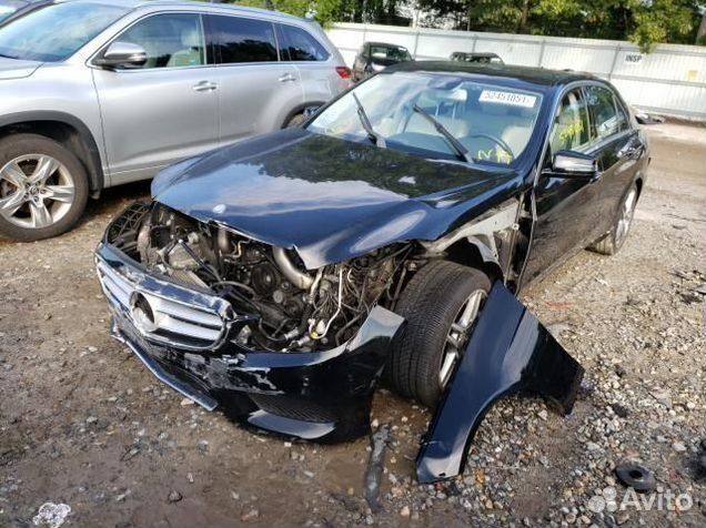 Блок управления двигателем на Mercedes Benz E